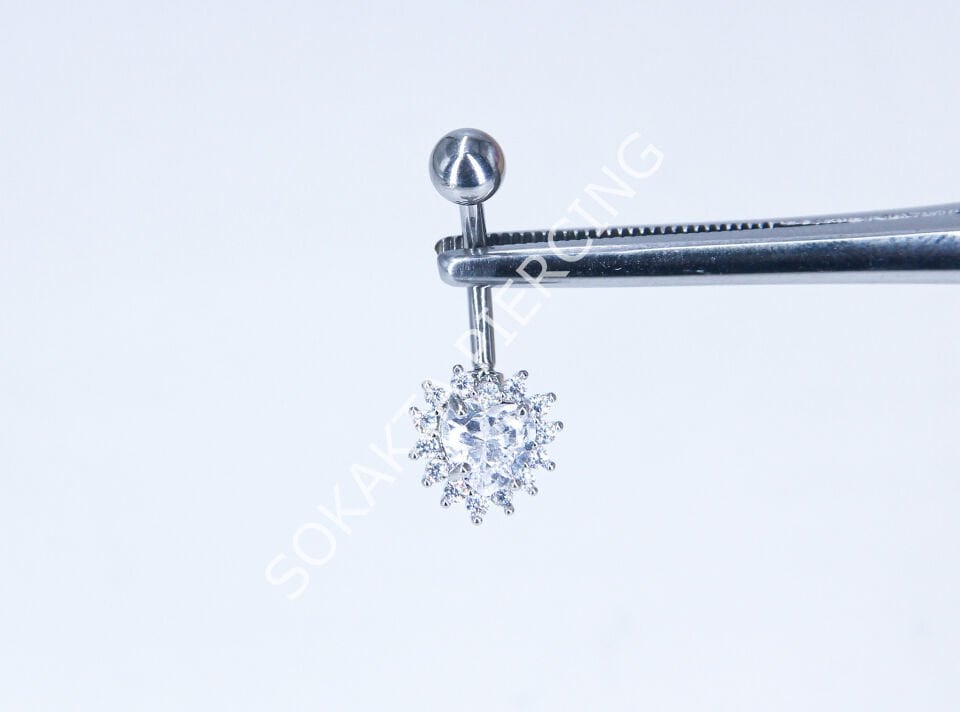 F5 - GÖBEK PİERCİNGİ