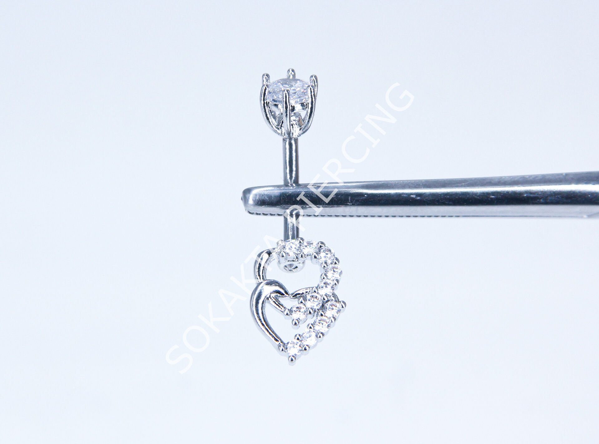 F15 - GÖBEK PİERCİNGİ