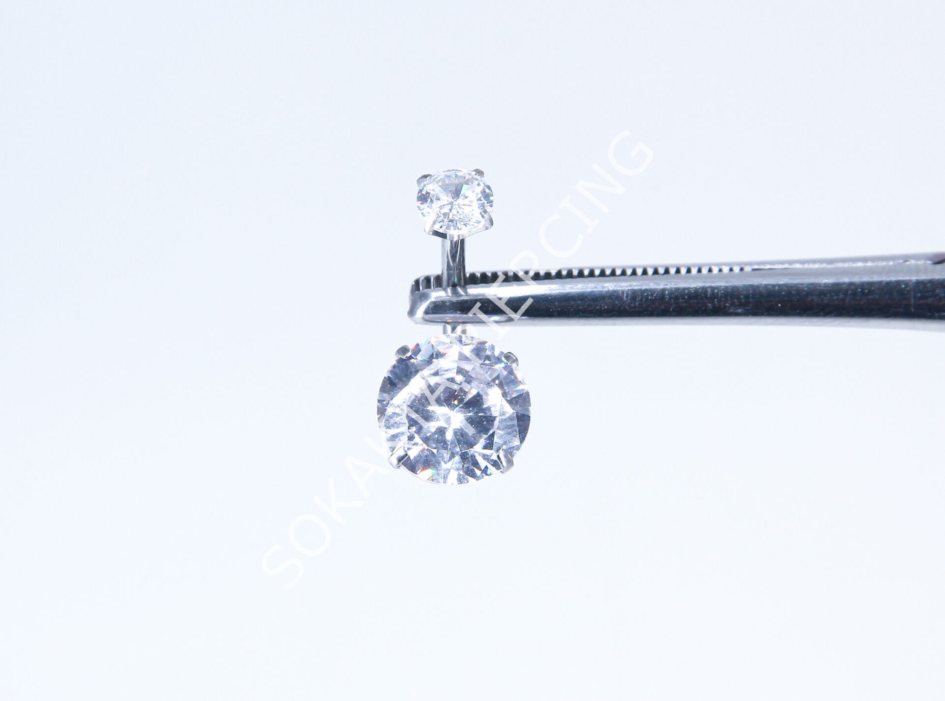 F35 - GÖBEK PİERCİNGİ