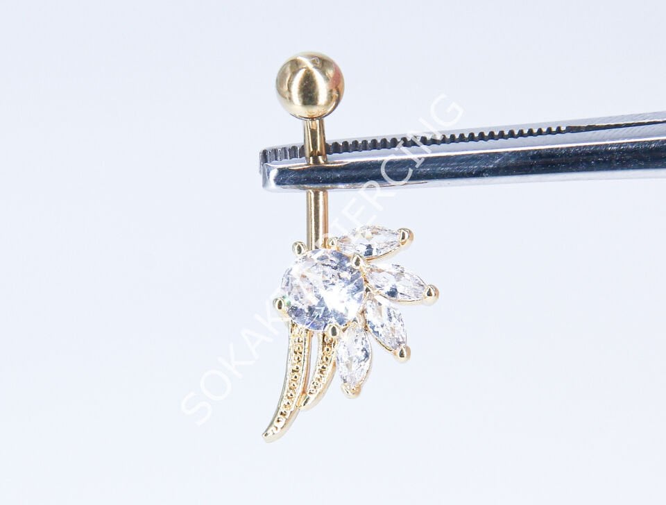 F21 - GÖBEK PİERCİNGİ