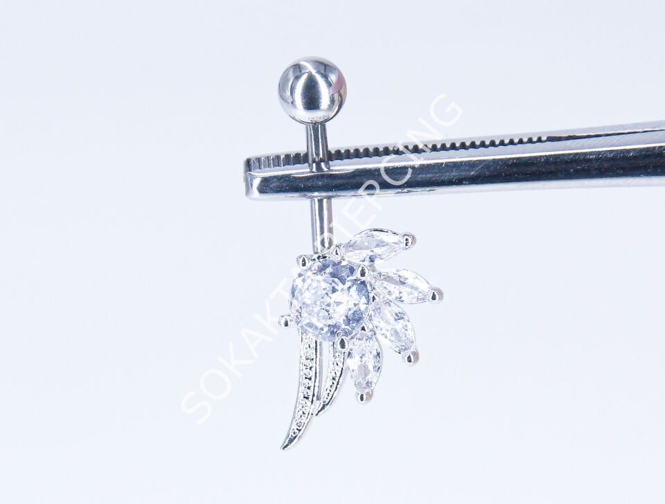 F21 - GÖBEK PİERCİNGİ