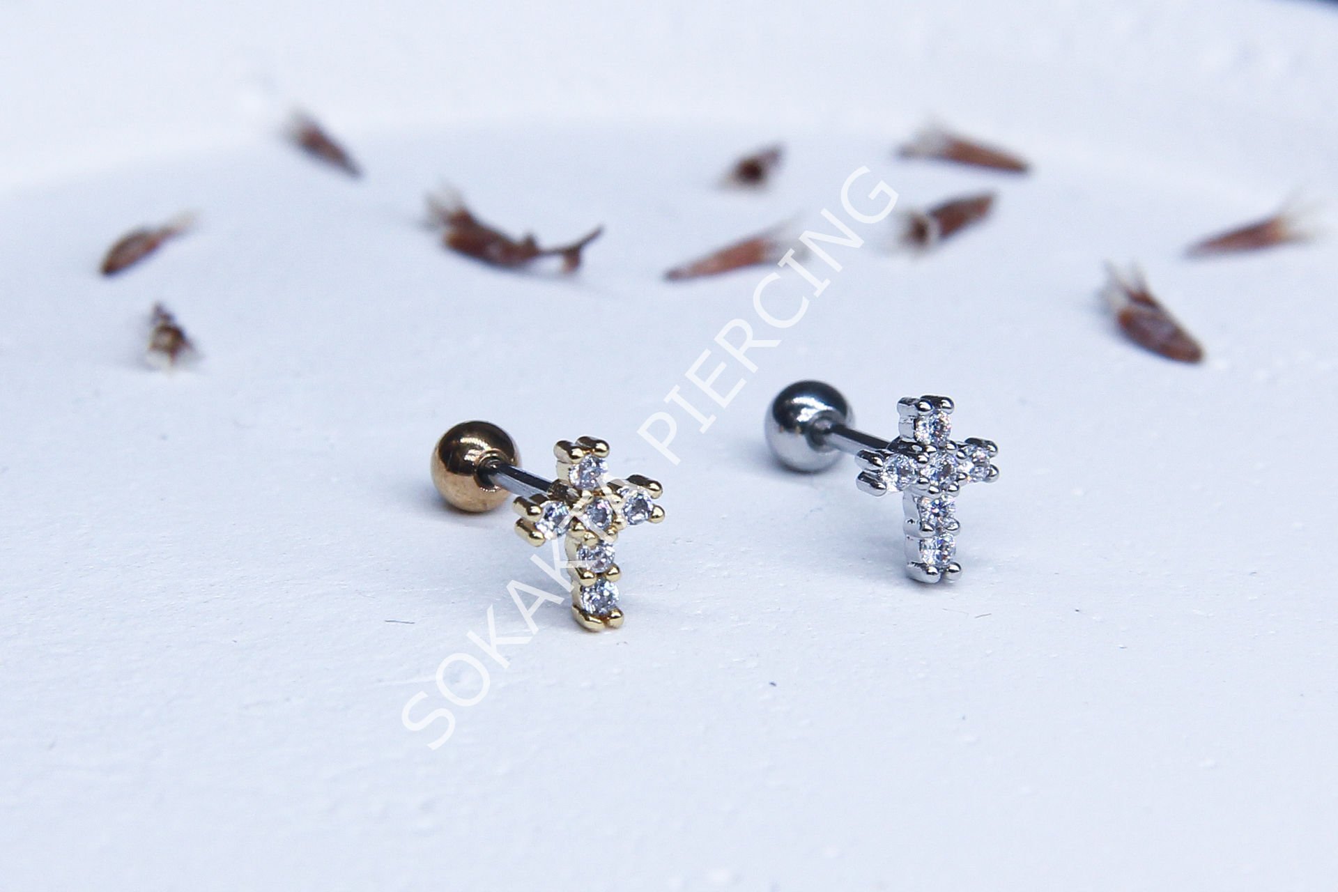 A23- TRAGUS Gold