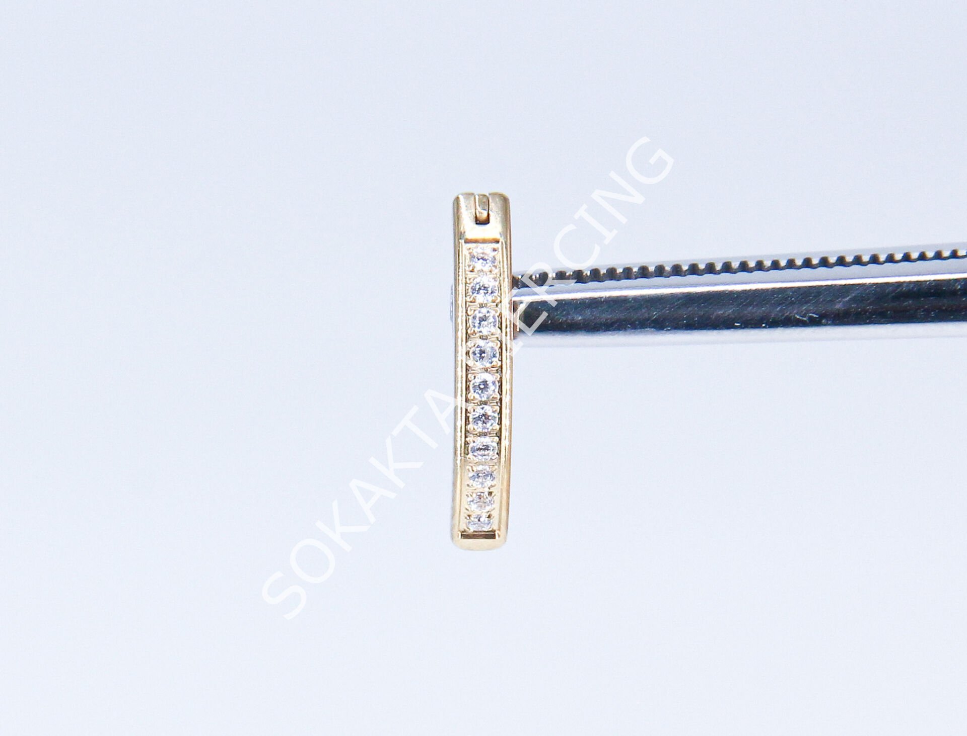 F291 - GÖBEK PİERCİNGİ