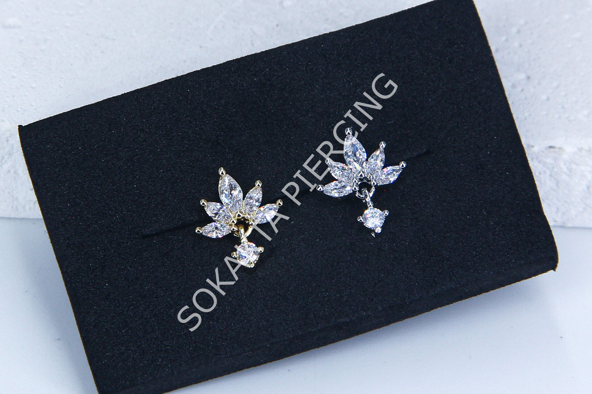 G278- 6 MM ARKASI DÜZ TRAGUS Silver