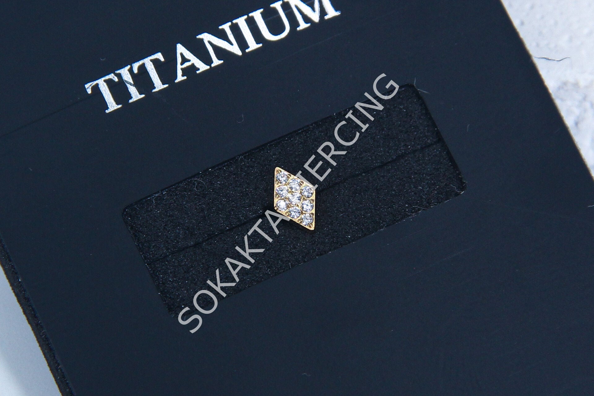 M28 - TITANIUM PİERCİNG