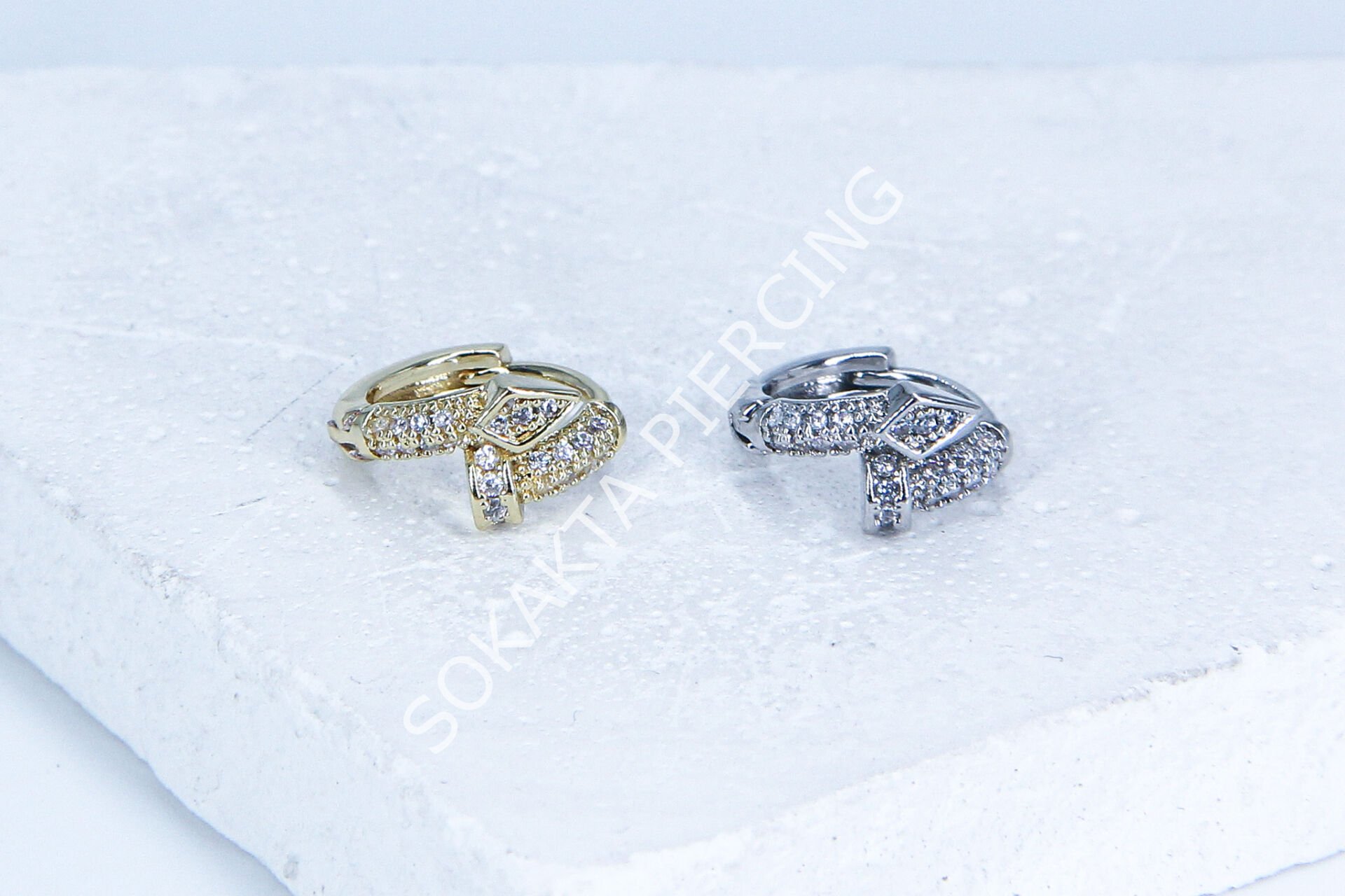 E184- 8MM HALKA Gold